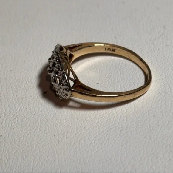 10Karat Gold Diamond Chip Mid Century Modern Ring Size 5 3/4 - Picture 2 of 8